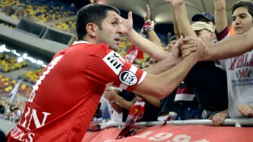 ZMEU pe teren, CATELUS in familie! Catalin Munteanu traieste cosmarul fiecarui barbat. Vezi cum il chinuie sotia