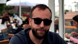 Noi detalii ies la iveală în cazul polițistului din Pitești care și-a împușcat copilul și apoi s-a sinucis