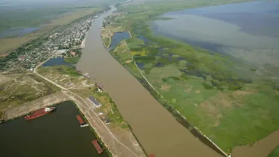 Marea Neagră înaintează pe Dunăre. Apa sărată poate ajunge la 25 km în interiorul Deltei. Pericol pentru apa potabilă
