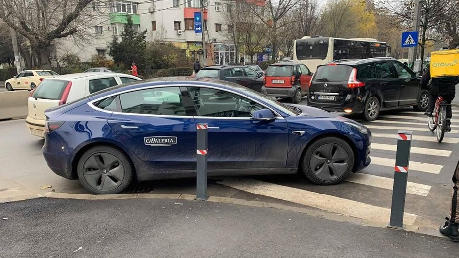 George Buhnici, după ce și-a parcat Tesla pe trecerea de pietoni: ”Îmi cer scuze. Dar nu contează”