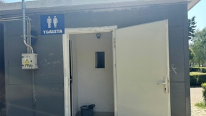 Cât te costă să folosești toaleta publică pe faleză, în Eforie Nord