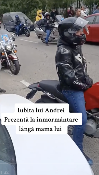 Imaginile durerii de la înmormântarea lui Andrei din Galați. Iubita care a dat cu mașina peste el, distrusă