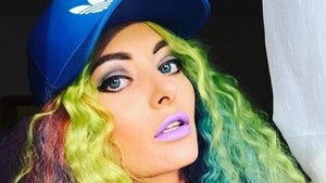 Ce fericiţi păreau împreună! Delia a dezvăluit o poză emoţionantă cu mama şi tatăl ei care a plecat de acasă pentru a se călugări