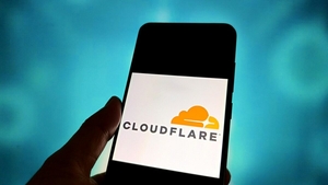 De ce a picat Cloudflare din nou? Sute de site‑uri, offline