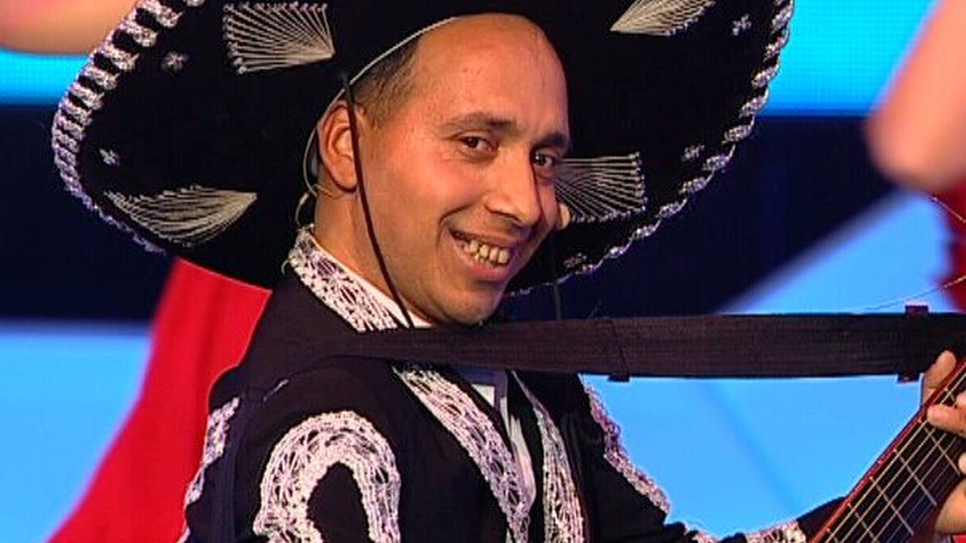 Povestea emotionanta a celui mai cunoscut concurent de la “Romanii au talent!” A ajuns sa faca asta in carciumi pentru 50 de lei