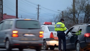 Preot din Fălticeni, prins beat la volan! Poliția a rămas surprinsă când a aflat alcoolemia