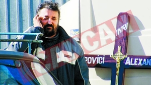 Pentru ea s-a sinucis Alex