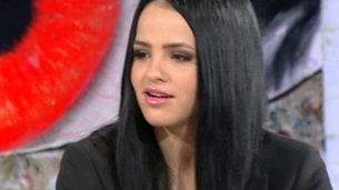 Transformarea uluitoare a “strambei lui Dodel”. Diana a devenit un adevarat "fashion-icon" si isi compune tinute de senzatie!