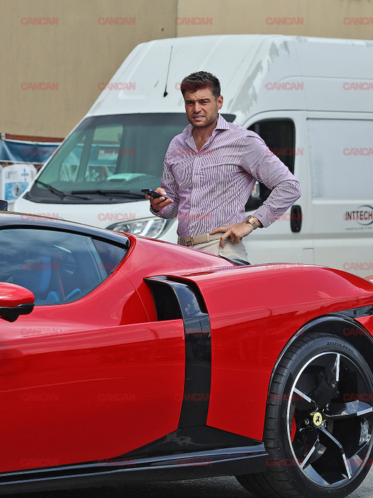 Ginerele lui Becali cu Ferrari 849 Testarossa