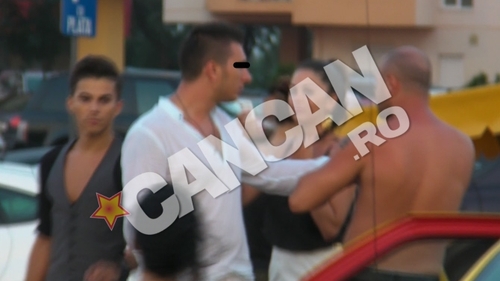 Vezi cum s-a incheiat conflictul din parcarea clubului de fite din Mamaia! Mitoseru, pus la punct dupa ce l-a lovit pe castigatorul de la "Dansez pentru tine"! La un pas sa fie si el pocnit!