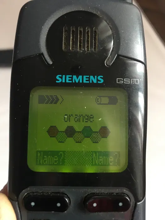 Telefonul Siemens S10. Foto: OLX