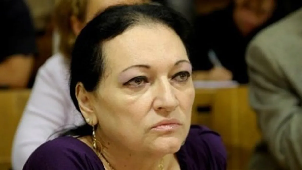 Mărturii CUTREMURATOARE despre un lăutar care s-a apucat de droguri! Monica Pop: A venit la mine cu ochiul in palmă