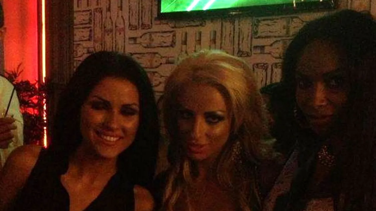 Nici daca vroia nu avea atatea vedete la ziua de nastere. Sanziana Buruiana s-a sarbatorit alaturi de Cruduta, Vancea si Sorana