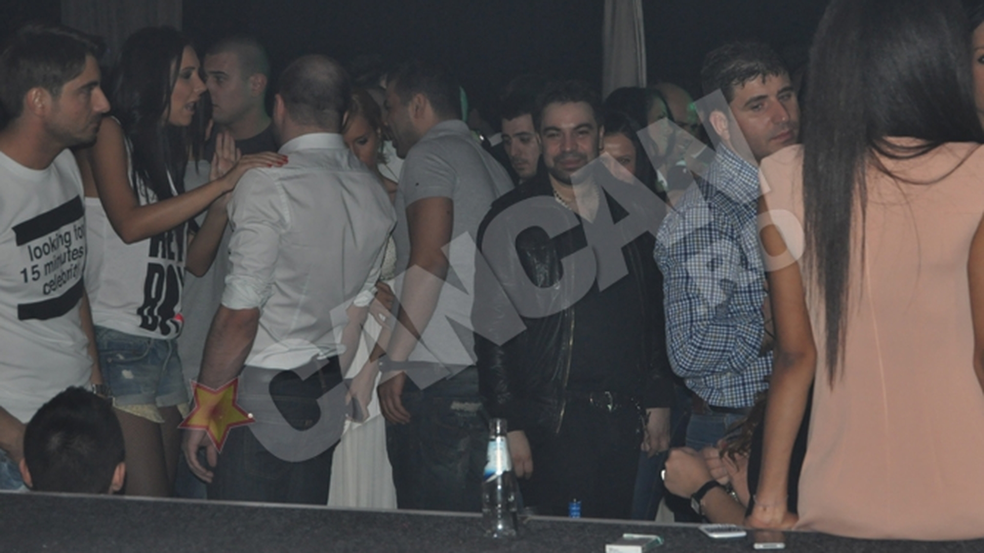 Florin Salam s-a distrat cu Sanziana Buruiana, Diana Guresoaie si Daniela Crudu in club