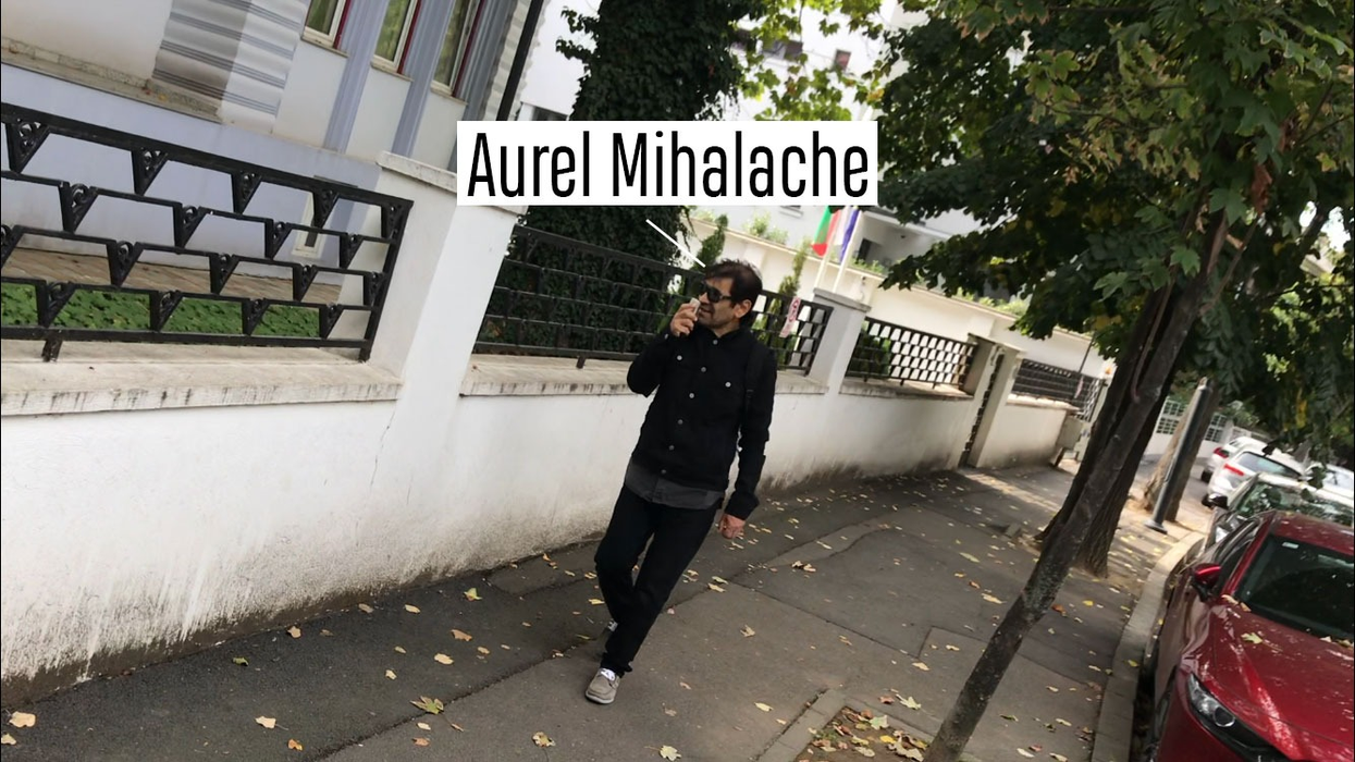 Aurel Mihalache a mers la medic cântând