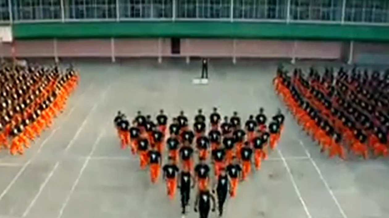 N-ai să crezi aşa ceva! Deţinuţii unei închisori din Cebu sunt celebri pe internet! Uite ce coregrafii spectaculoase de dans au!