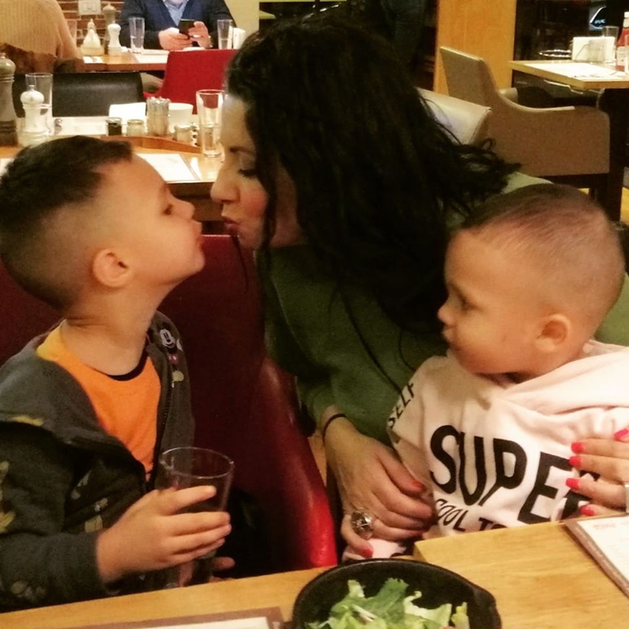Câți ani are, de fapt, mama Antoniei! Denise Iacobescu NU s-a ferit să-și spună vârsta