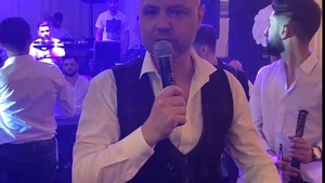 Nuntă în clanul ”Ștoacă”. Mitoșeru a prezentat, anunțând ”antreul”
