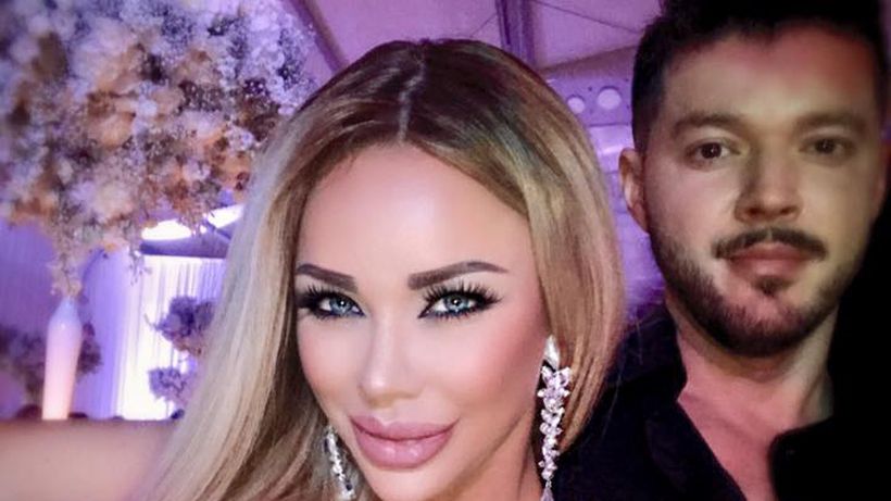 Toată lumea s-a uitat la BIANCA DRĂGUŞANU, după ce a apărut iarăşi cu părul lung. În urmă cu doar câteva zile anunţa că s-a tuns, dar acum…