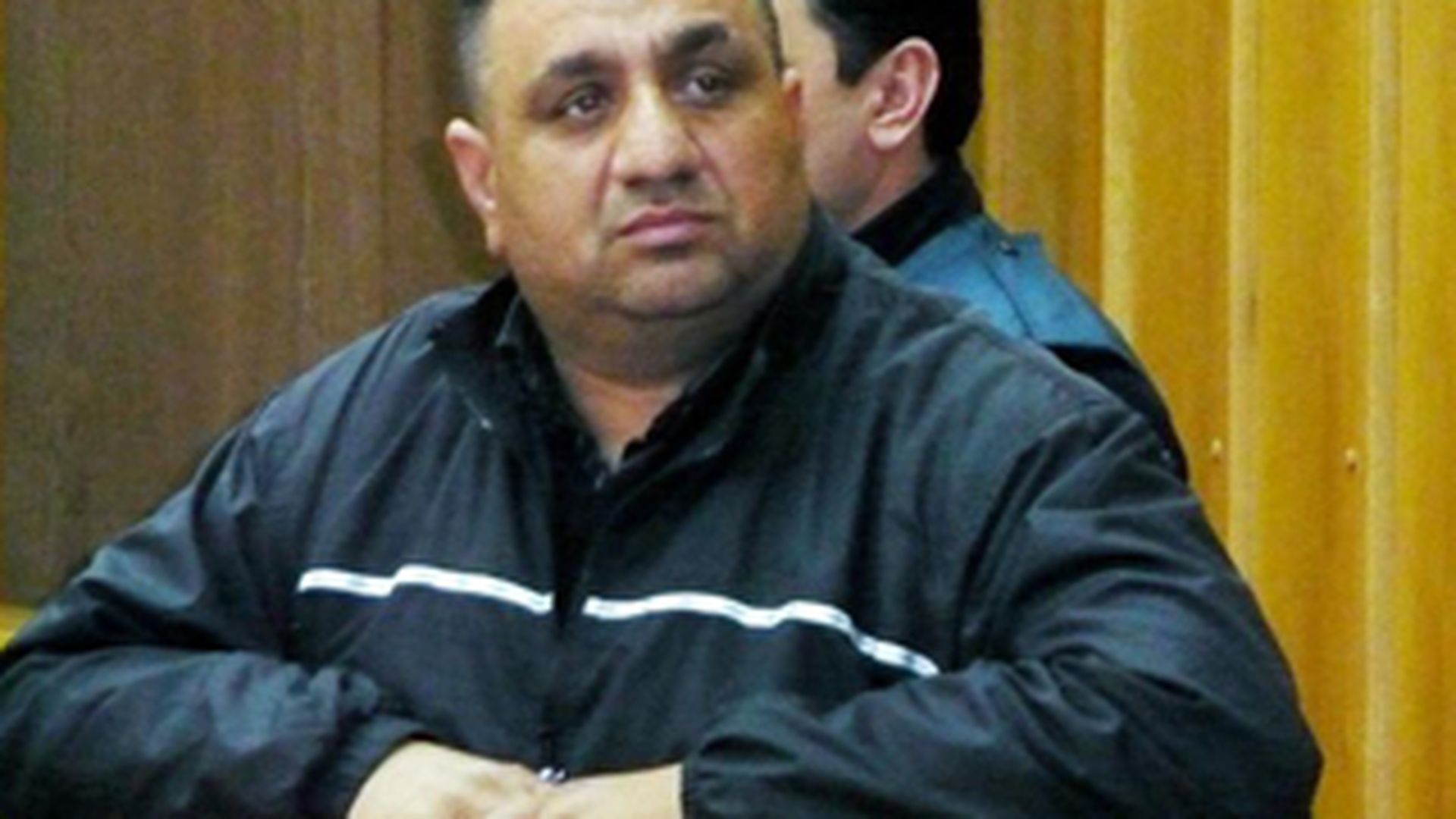 Amenintari mafiote la procesul lui Bercea Mondial! Fiul acestuia l-a terorizat pe acuzator: "O sa iti zbor creierii pe asfalt!"