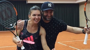 S-a dat de gol! Ce a postat SMILEY pe Facebook, după ce SIMONA HALEP a câştigat turneul de la Madrid. Fanii au observat imediat: ”Îndrăgostitule!”