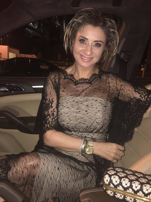 ANA MARIA PRODAN se pregăteşte intens de-o schimbare. Ce le-a arătat tuturor sexy-impresara