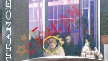 Si-a serbat ziua cu bodyguarzii langa ea