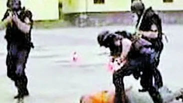 A dat anunt pe net ca mananca oameni