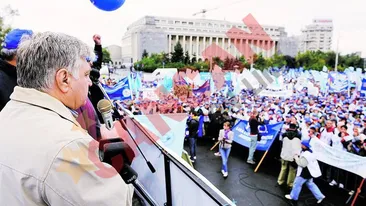 Si-au strigat nemultumirea in ploaie