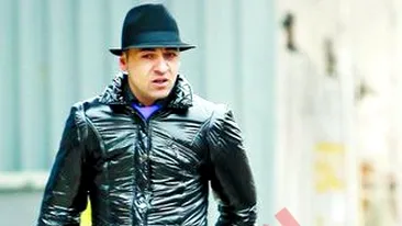 L-a agatat pe strada