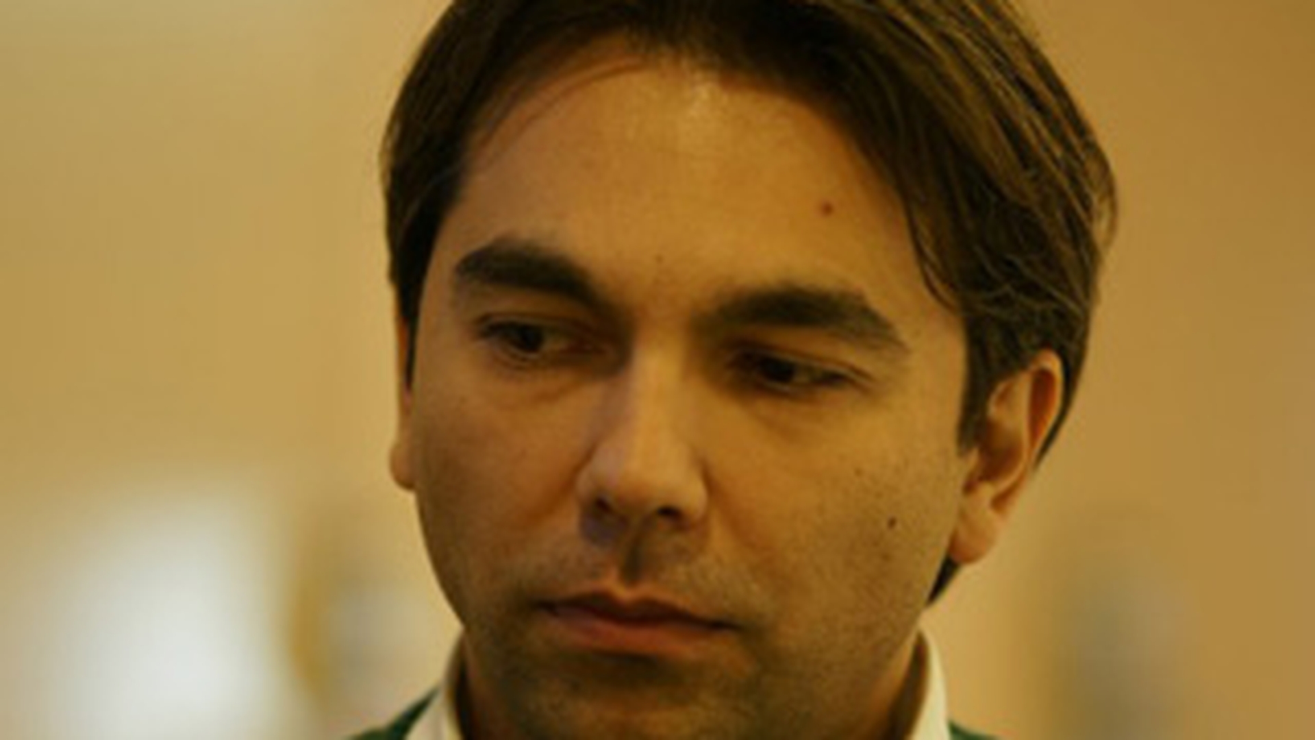 Andreas Petrescu: "Dupa ce-l ameninta cu bataia pe Huidu, milostivul Bendeac vrea sa-i tina locul. Are mai multe fete!"