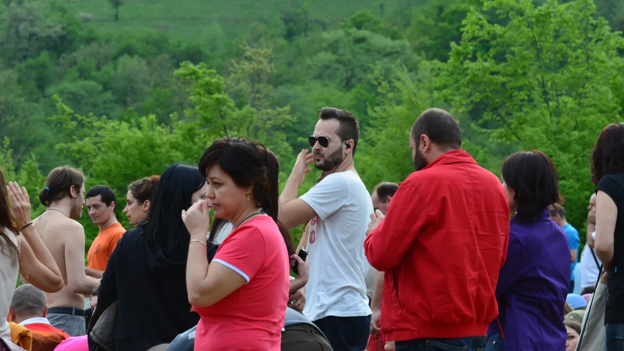 Edward Maya, om de baza al lui Grig Bivolaru! Participa la conferinte, se prinde in spirala MISA si e vegetarian convins