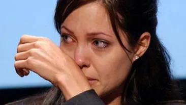 Doliu în familia Angelinei Jolie! Veste şoc pe care a primit-o cu puţin timp în urmă: Avea aceeaşi boală