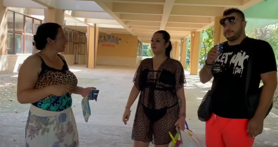 Anca de la Strehaia și familia, în stațiunea Mamaia! Imagini inedite de pe litoral. FOTO