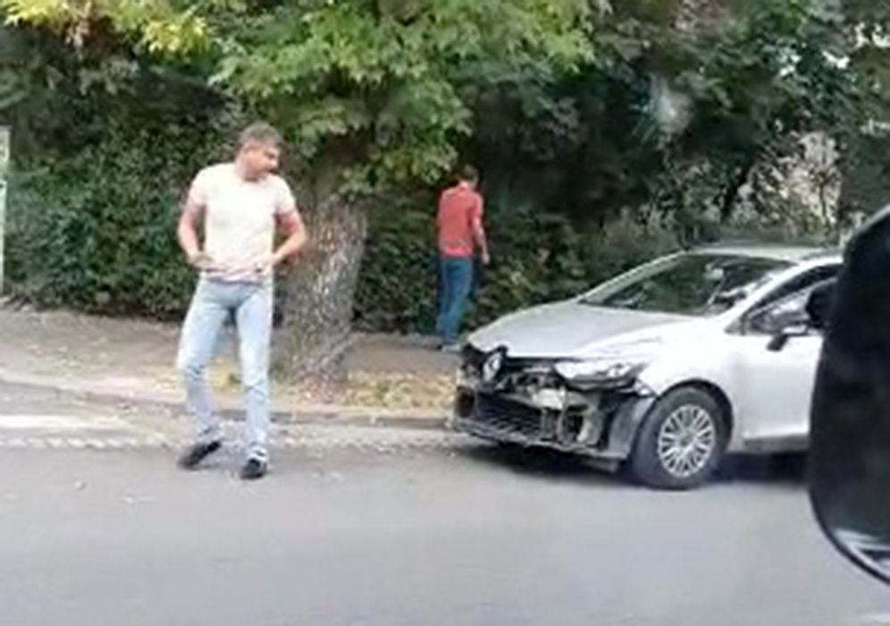 VIDEO. Cristian Boureanu, accident de mașină în centrul Bucureștiului
