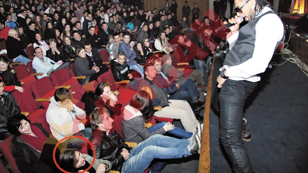 Connect-R a umilit o fana, in timpul unui concert