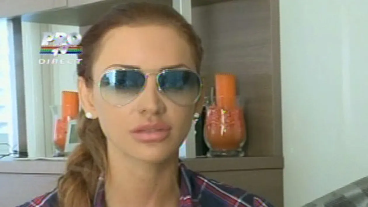 VIDEO Bianca Dragusanu, despre Adrian Cristea: Adrian e mult mai gelos decat mine. L-ar deranja daca as primi mesaje de la un fost iubit