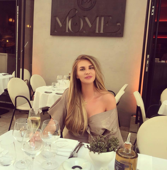 Mădălina, fosta soţie a lui Gabi Enache, şi-a regăsit liniştea