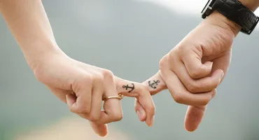 Ispita de la Insula Iubirii 2025 a anunțat că s-a logodit! Cine e iubitul și cum arată inelul pe care l-a afișat