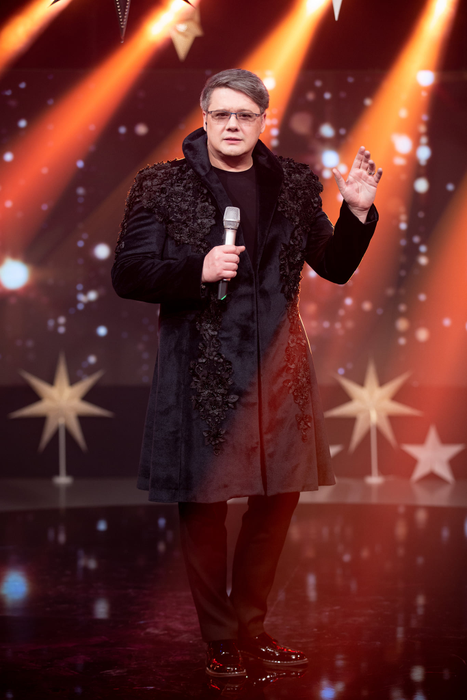 Florin Piersic, în cadrul Revelionului prezentat de Fuego la TVR2