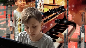 El este ”micuțul Clayderman” al României!
