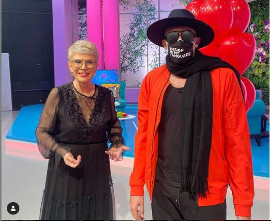 Iubitul lui Emily Burghelea a supărat-o din nou pe vedetă, după ce a filmat-o când a trezit-o: “De ce dormi dezbrăcată?”. Blonda a răbufnit | VIDEO