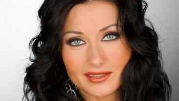 SCENE de GROAZA in emisiunea Gabrielei Cristea! S-a prabusit in direct: Sandele, ce-i cu tine?!