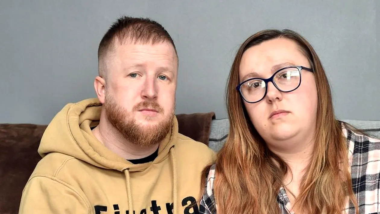 Situație fără precedent! A fost concediat pentru că a vrut să fie alături de fiul lui grav bolnav