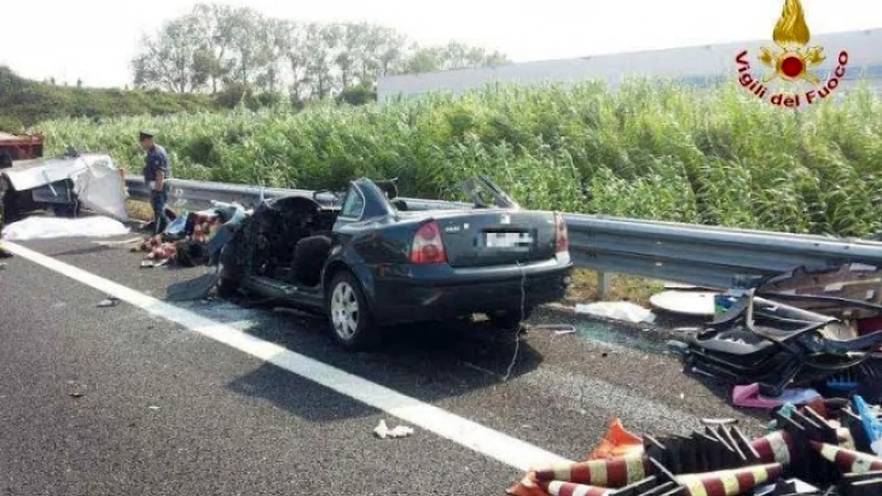 Accident cumplit în Italia. A supravieţuit doar bebeluşul unui cetăţean moldovean!