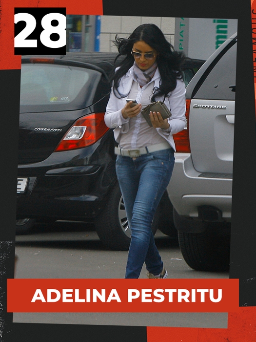 Topul vedetelor care au o legătură strânsă cu Dumnezeu. Monica Gabor, Bianca Drăgușanu, Roxana Vancea… Cine e cea mai evlavioasă?