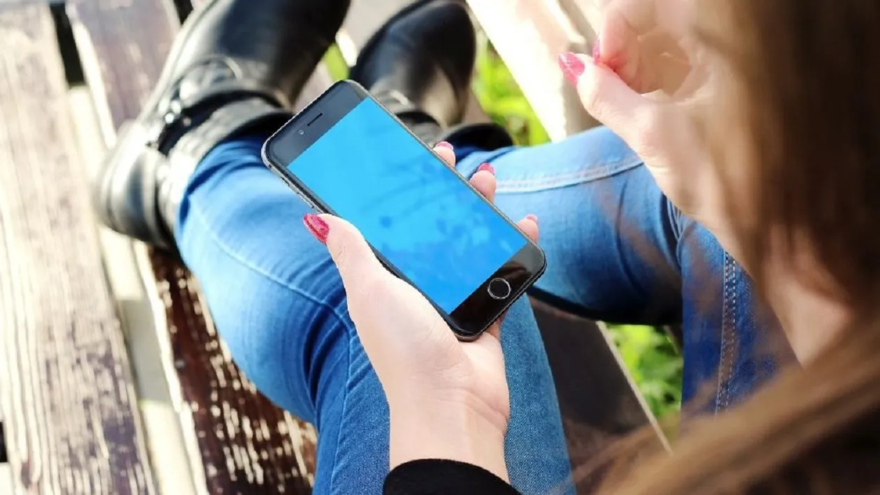 Bancul Zilei | Chiar simțeam nevoia să fie cineva lângă mine / Sunt șoferul de la Uber