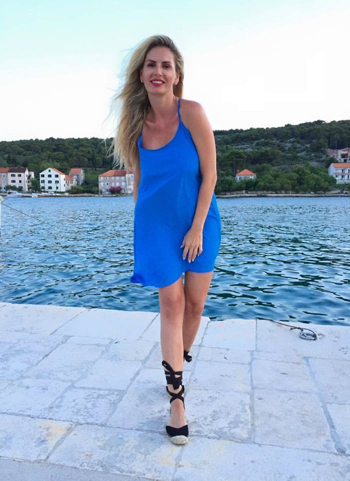 Cele mai noi imagini cu burtica de gravidă a ANDREEI BĂNICĂ! Ce a mărturisit cântăreaţa: „Nu se mai poate…”