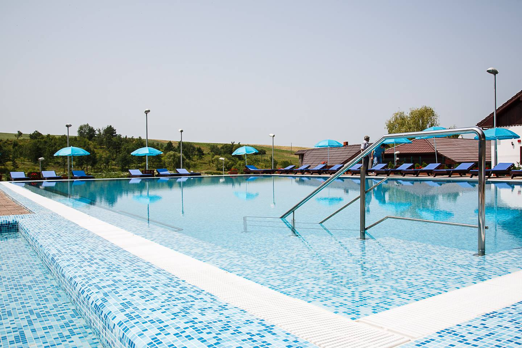 Piscina de la "Vama Veche a Sătmarului"