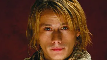 Un actor a lesinat in timpul unui spectacol la teatru! A fost dus de urgentă la spital! Am ochii plini de sânge